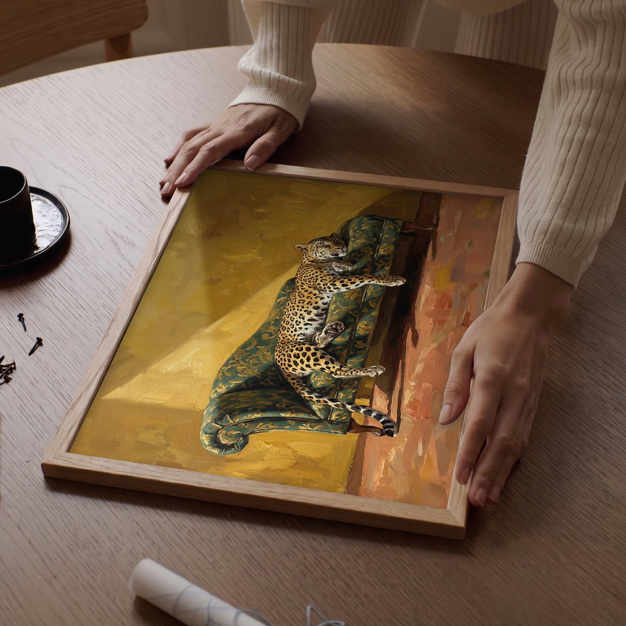 "Kanepede Uyuyan Leopar" Poster Baskı
